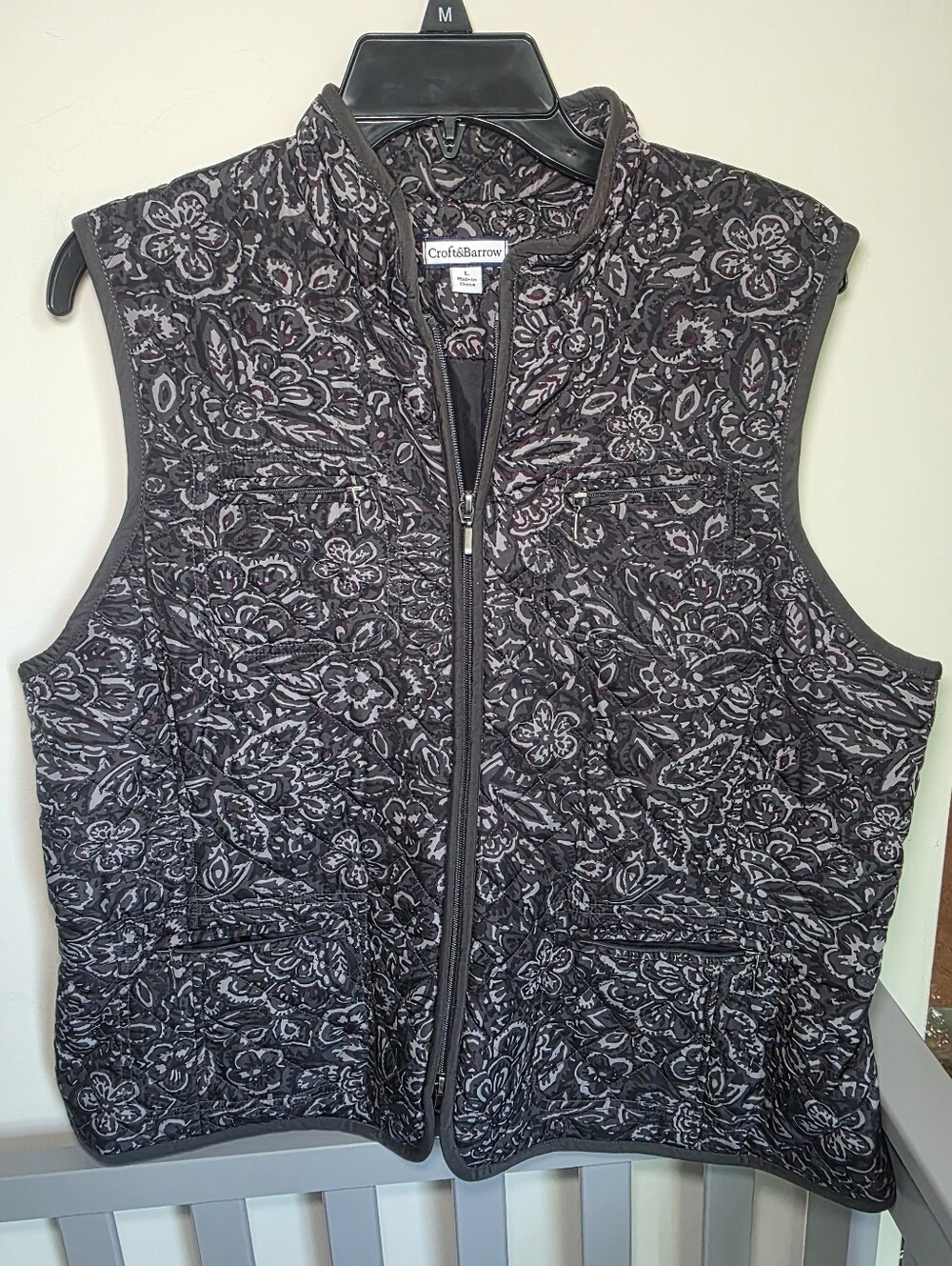 croft & barrow Quilted Paisley Print Gray, White And Purple Vest Womens Size L